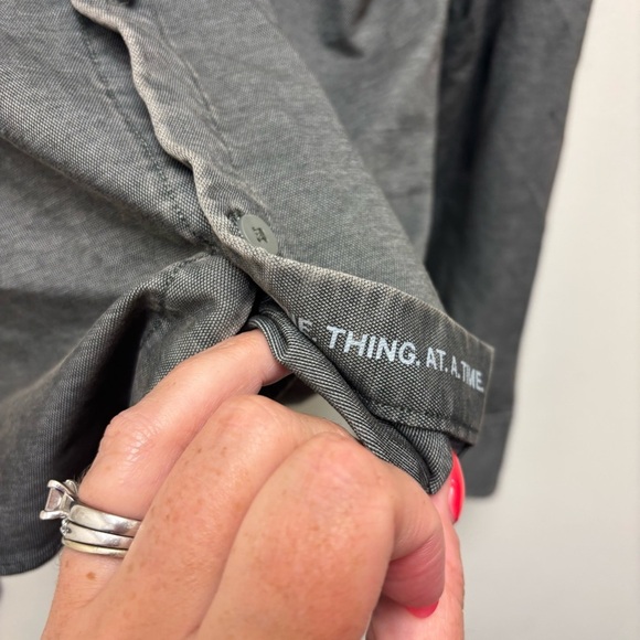 Lululemon Commission Shirt - Picture 9 of 12